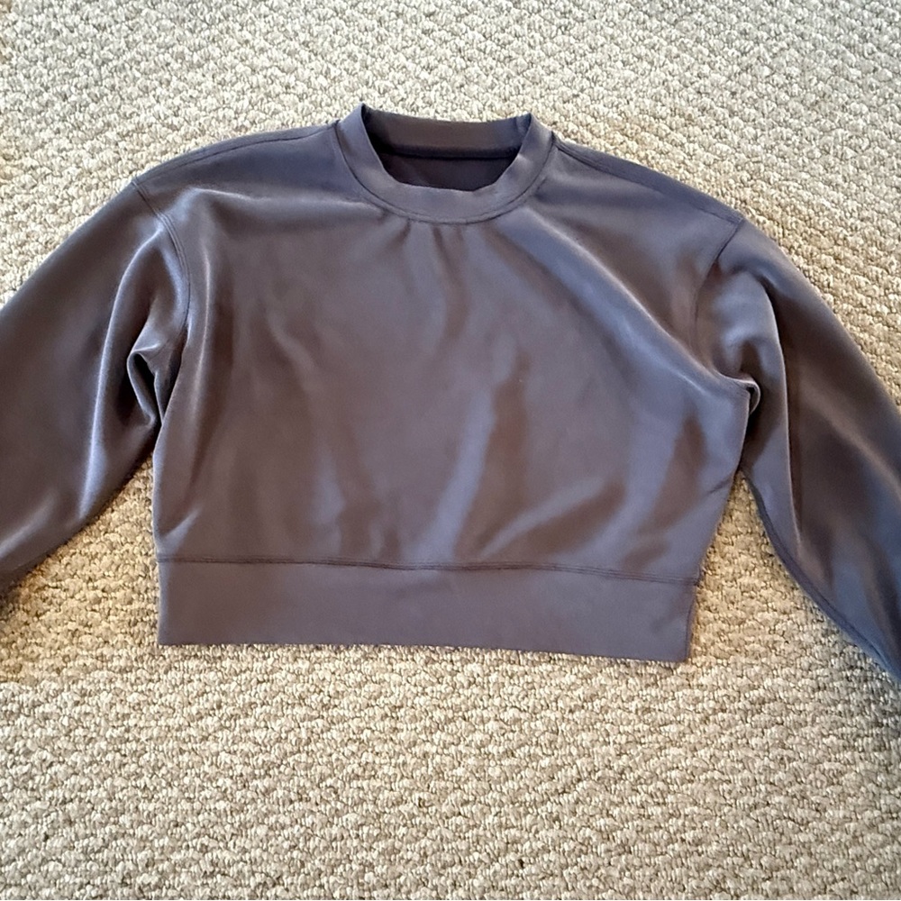 Lululemon Softstreme Cropped Sweatshirt 4 - Picture 7 of 8